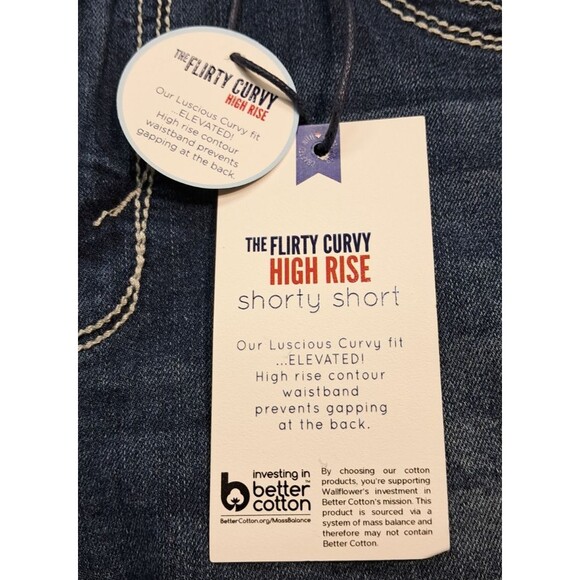 New Wallflower Shorts Womens Sz 7 28" Denim Blue Jeans Stretch Cuffed Frayed - Picture 5 of 11